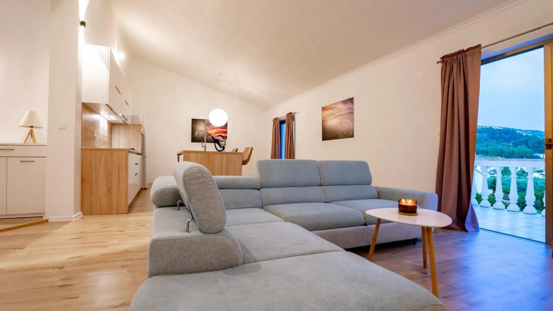 Apartment Palit 1 0*,