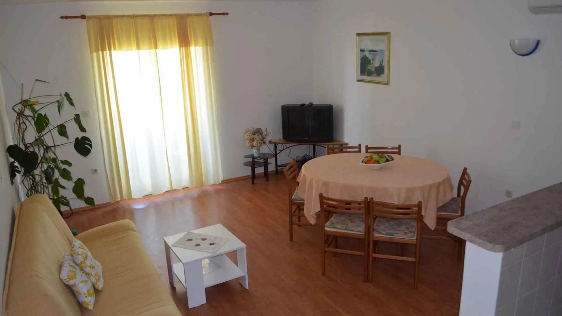 Apartment Palit 1 0*,